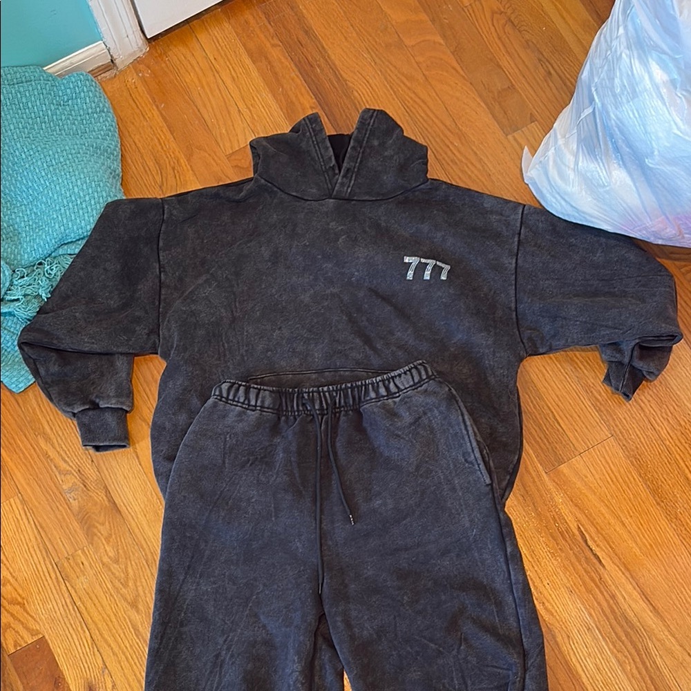 ‘777’ Fashion Nova Black Hoodie and Sweatpants Set